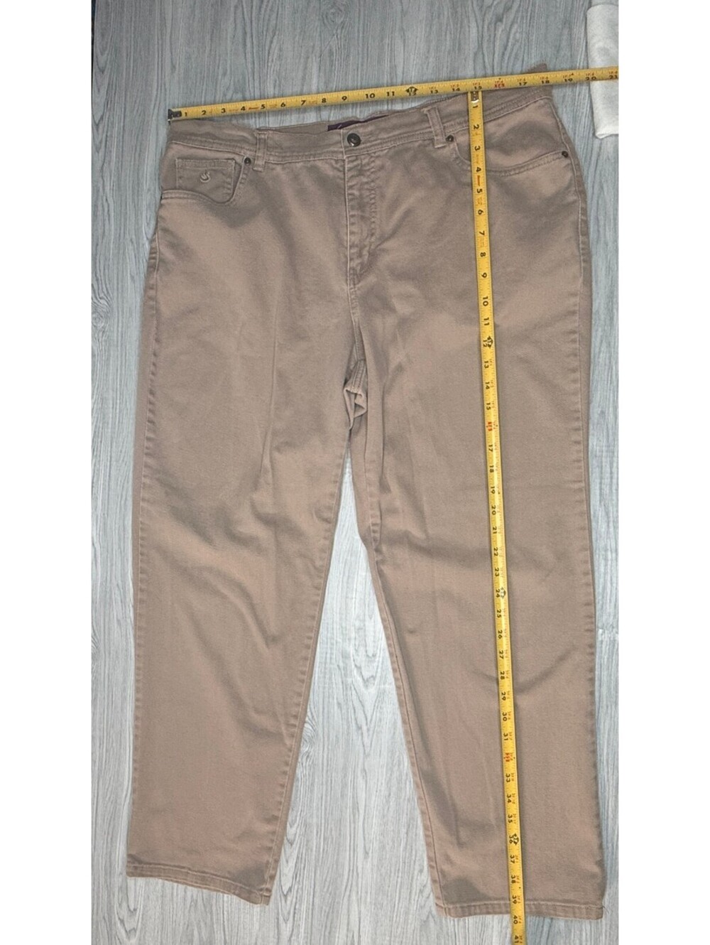 Gloria Vanderbilt Amanda Women's Size 16W Taupe Classic Fit Jeans